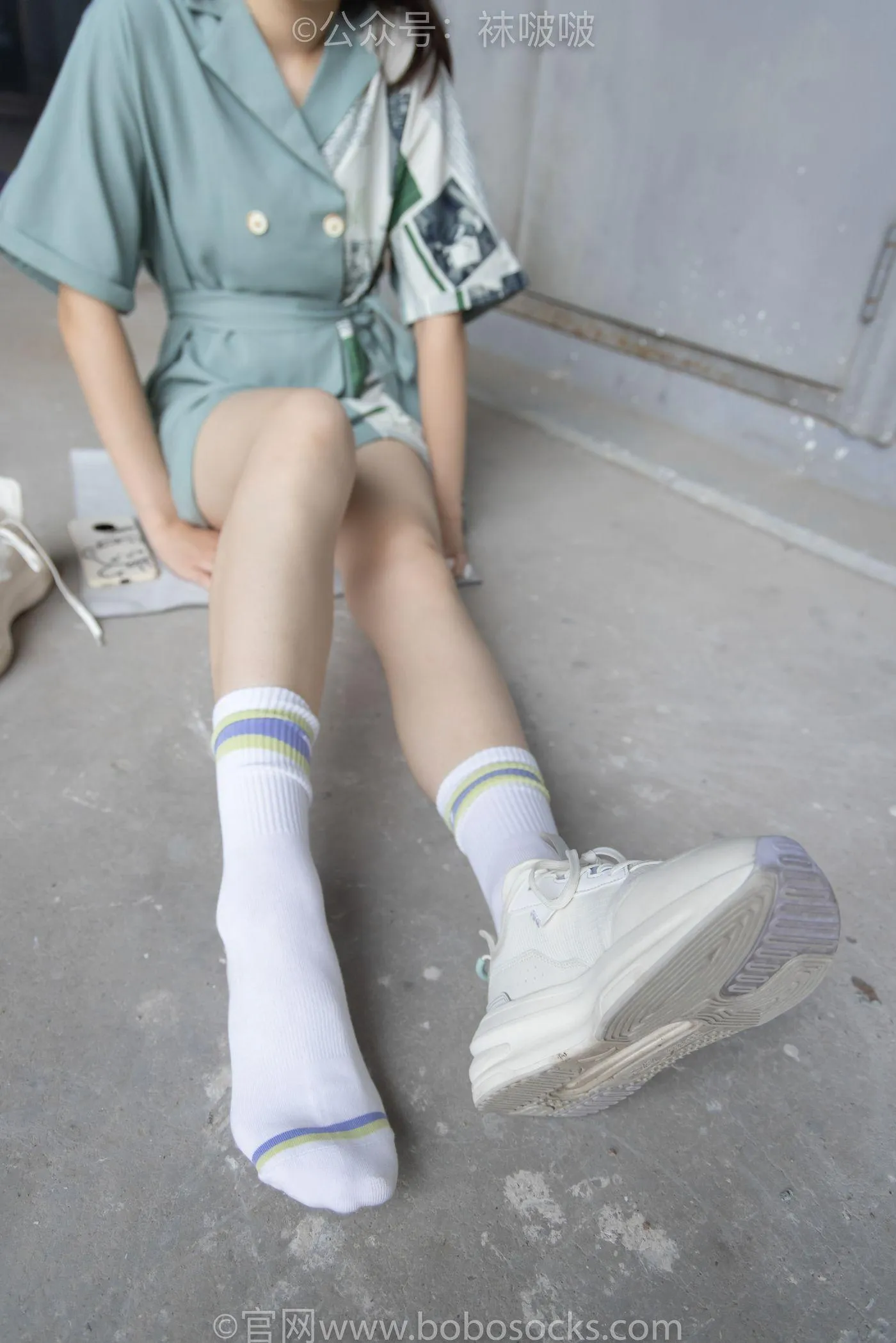 [BoBoSocks袜啵啵]NO.025 熊熊-安踏运动鞋、白色棉袜（踩脏）、裸足 [146P]插图8
